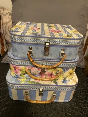 Floral & Stripe Blue Stacked Train Case Set, nesting storage boxes